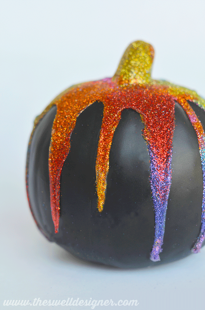 glitter-drip-pumpkin-22