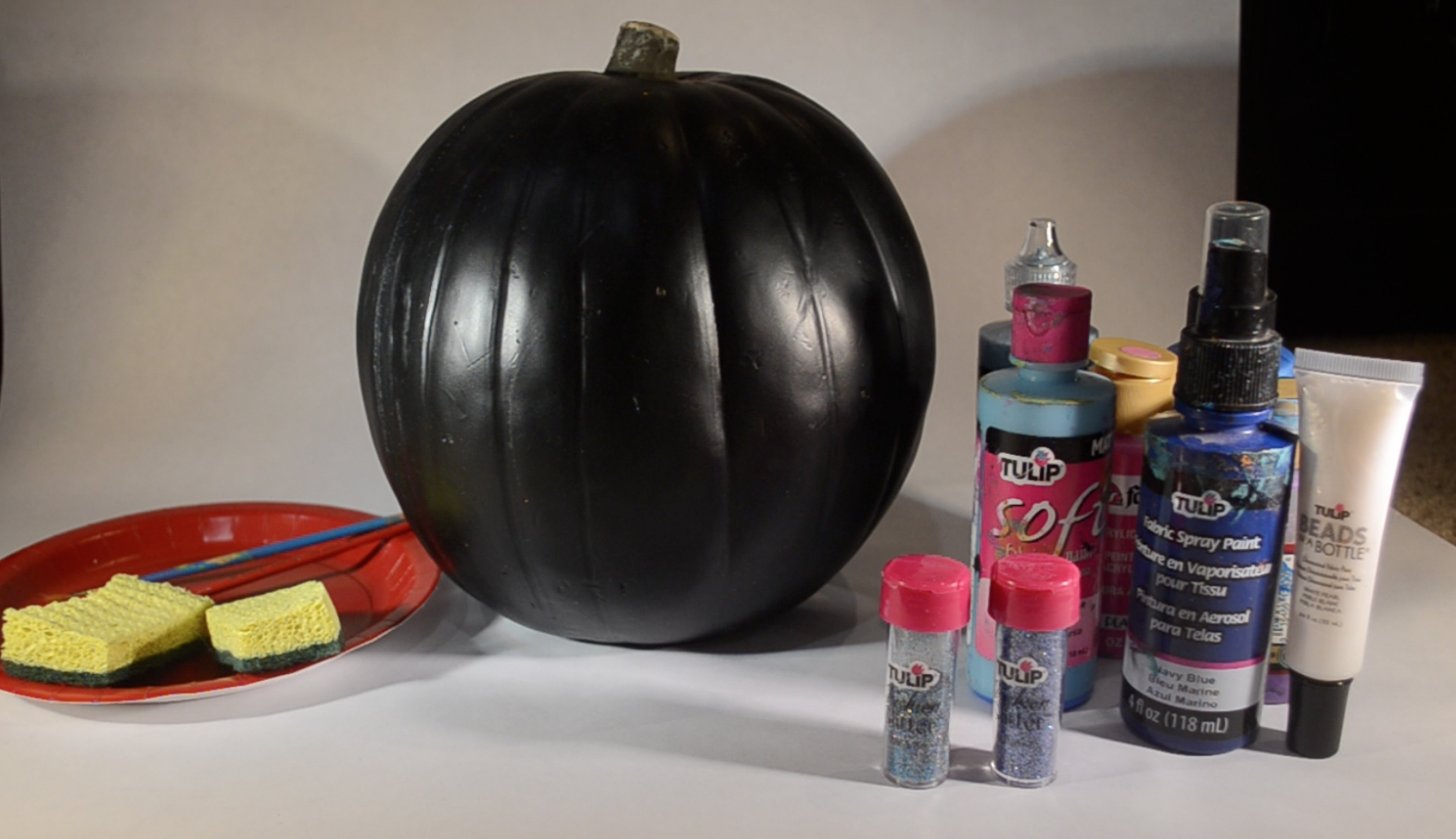 Galaxy Art Pumpkin Painting DIY – Easy Pumpkin Ideas